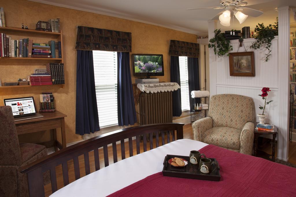 Westby House Inn Buitenkant foto
